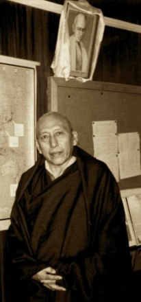 File:Samdhong Rinpoche with Gandhi.jpg